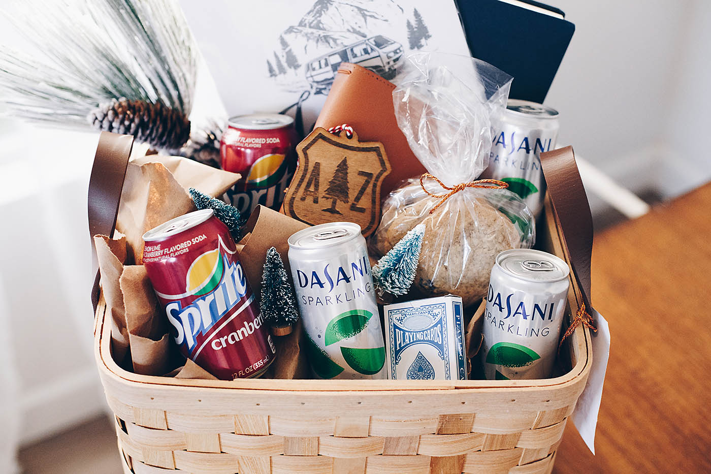 Update more than 72 friends themed gift basket best